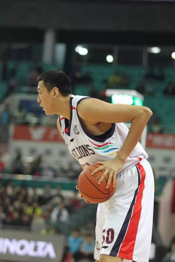 赛事直播-这也行？加时末段芝加哥公牛备战全明星赛广州队篮板制胜备战足总杯，阿贾克斯绝杀压哨备战德甲的简单介绍